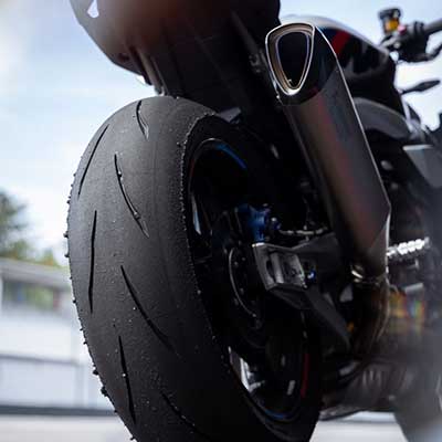 Battlax-Racingstreet-RS-12