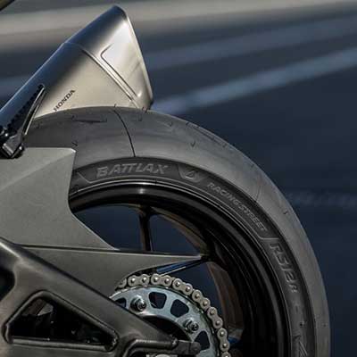 Battlax-Racingstreet-RS-12